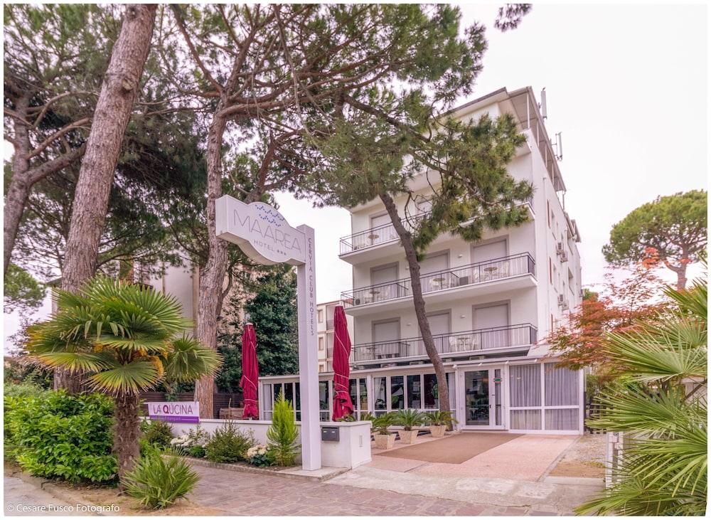 Hotel Gatto Bianco Maarea Milano Marittima Exterior foto