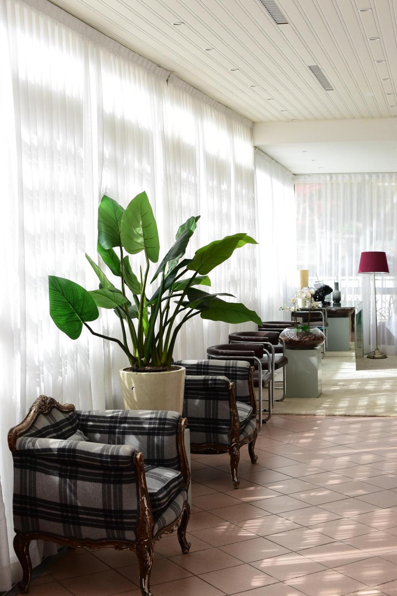 Hotel Gatto Bianco Maarea Milano Marittima Exterior foto